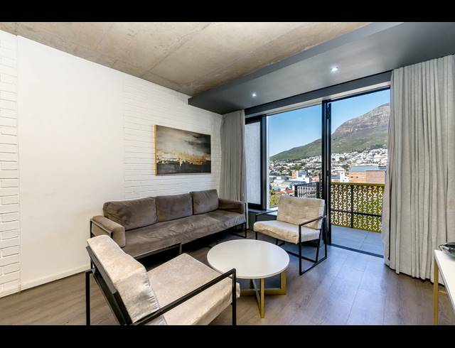 2 BEDROOM APARTMENT FOR SALE IN WOODSTOCK